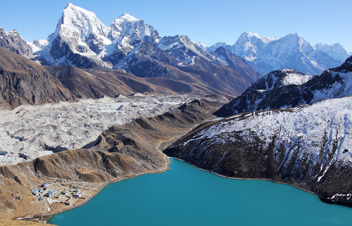 Everest Gokyo Lakes Trekking